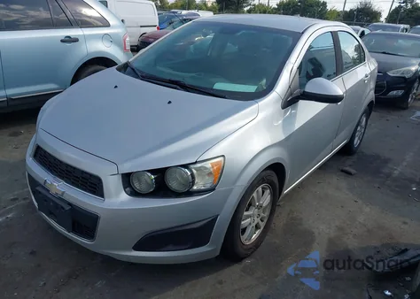 2013 Chevrolet Sonic Lt Auto из США, поврежденный, VIN 1G1JC5SH6D4243377